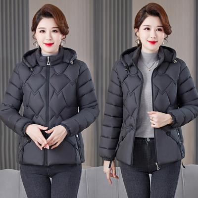 Mom's Winter Thickened Cotton Coat, Large Size, Middle-aged and Elderly Women's Clothing, Light and Short Cotton Coat for Small People
