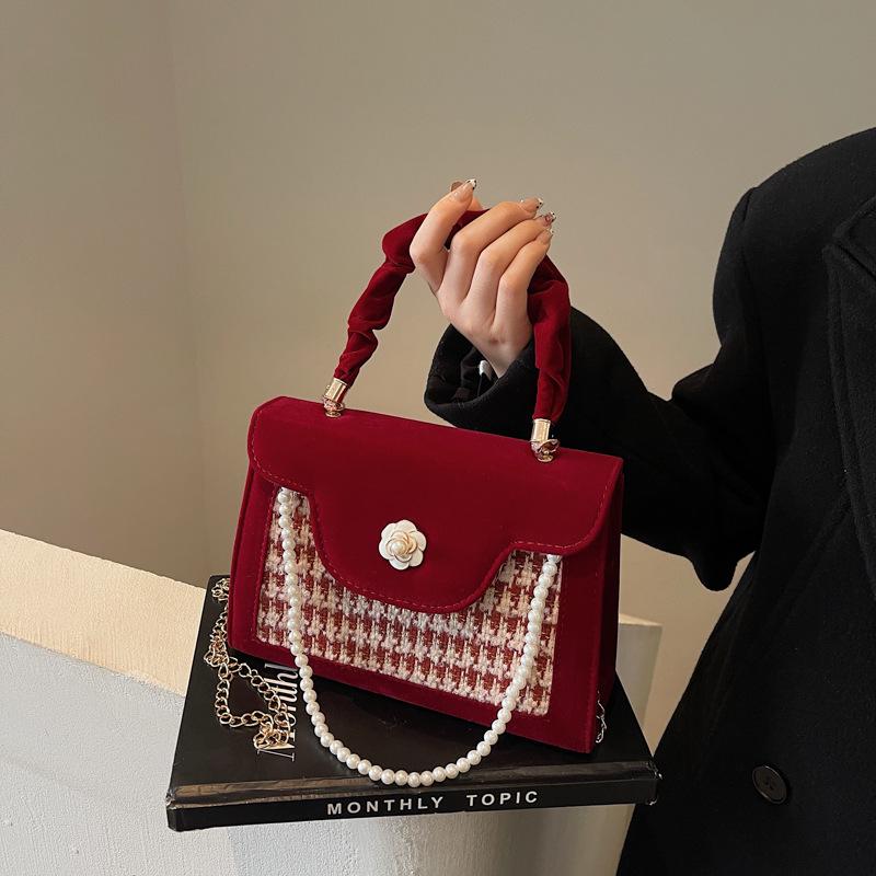 

2024 High-End Red Bridal Handbag for Weddings, Bridesmaids & Brides