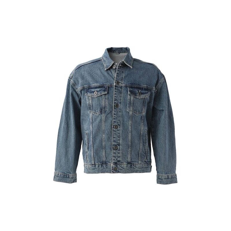 

Мужская джинсовая куртка стандартного кроя синяя