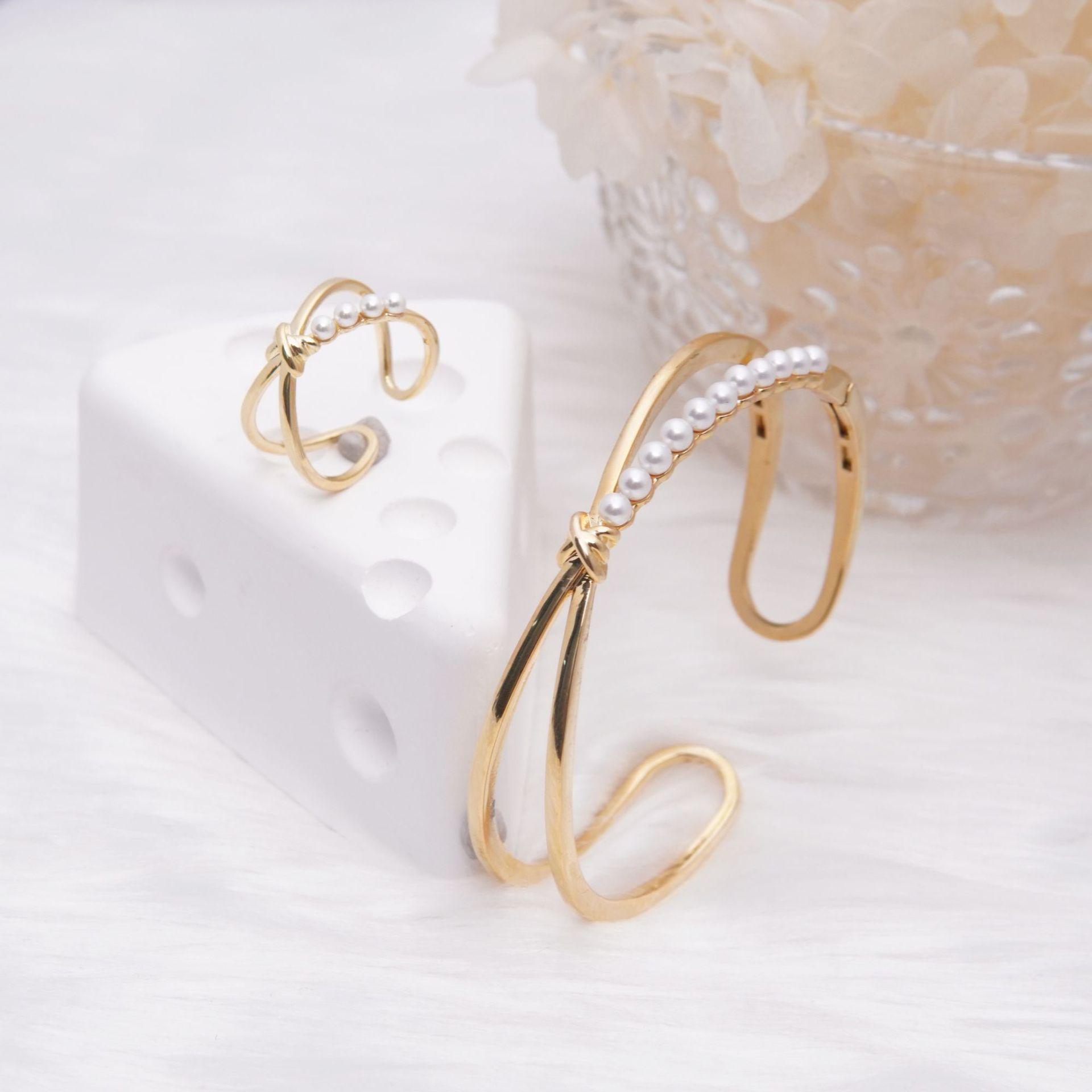 

Оригинальный набор браслетов-бэнглов с перекрещенными кольцами X и бисером – Уникальные, высококачественные украшения. Adjustable Open золотой