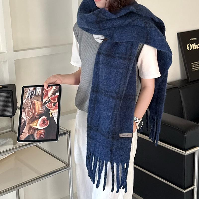 Women's Thickened Scarf: Soft Merino Wool Blend, Minimal Shedding, High Quality Winter Cold Protection