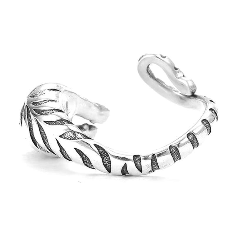 Little Tiger Ring New Year Tiger Ring Punk Elegant Charm Ring Adjustable Finger Ring for New Year Memories Gifts