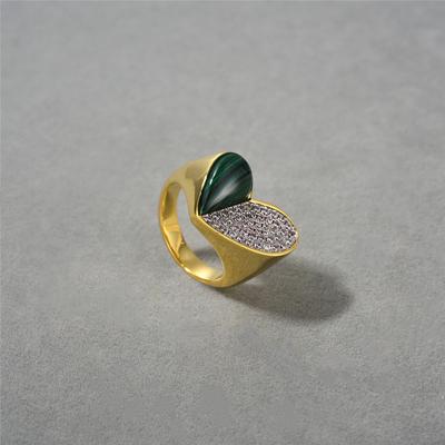 Trendy Brass Plated 18K Real Gold Inlaid Love Malachite Diamond Ring Trendy Simple Retro Ring