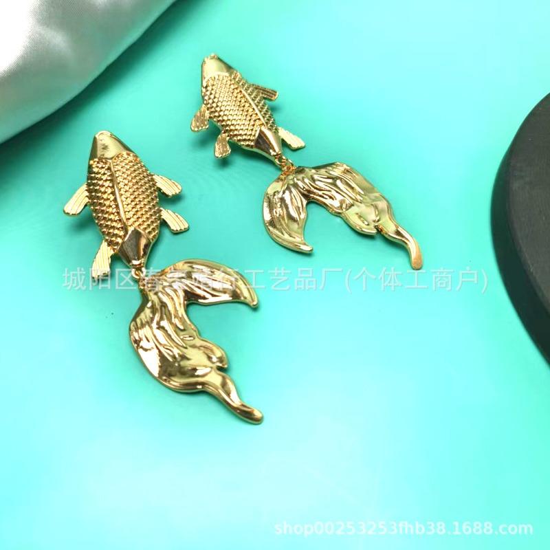 Koi stud earrings, goldfish jewelry, exquisite charm, niche elegance