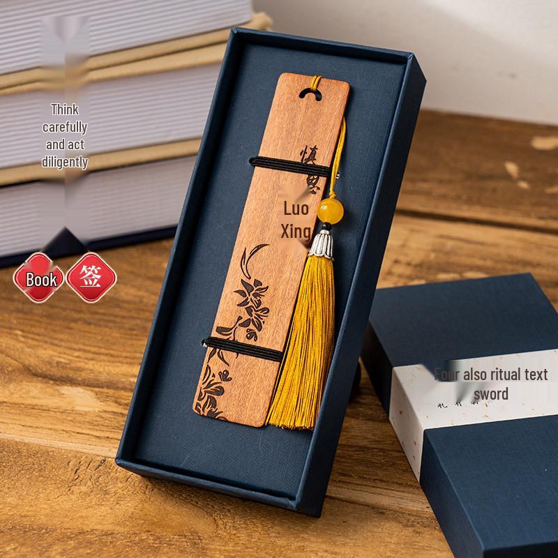 Elegant Chinese-Style Solid Wood Bookmark Gift Box - Creative Cultural Souvenir.