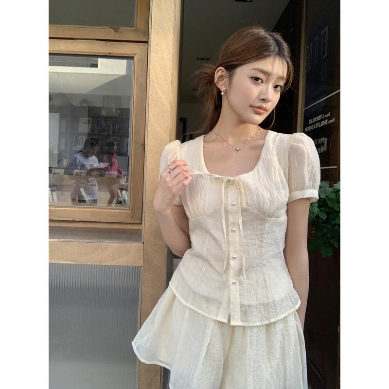 2026 Spring/Summer French Square Neck Short Sleeve Shirt & A-line Skirt Shorts Textured Fashion Set for Women