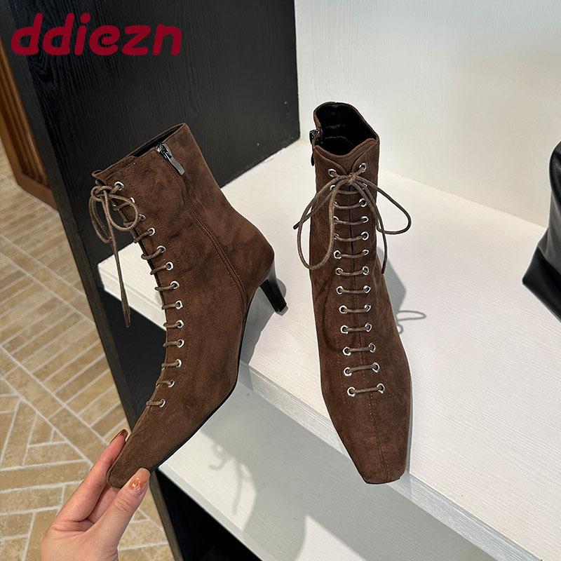 

Модная флоковая модная шнуровка женские ботильоны обувь женские каблуки обувь острый носок элегантные дамы современные короткие ботинки туфли 38 коричневый