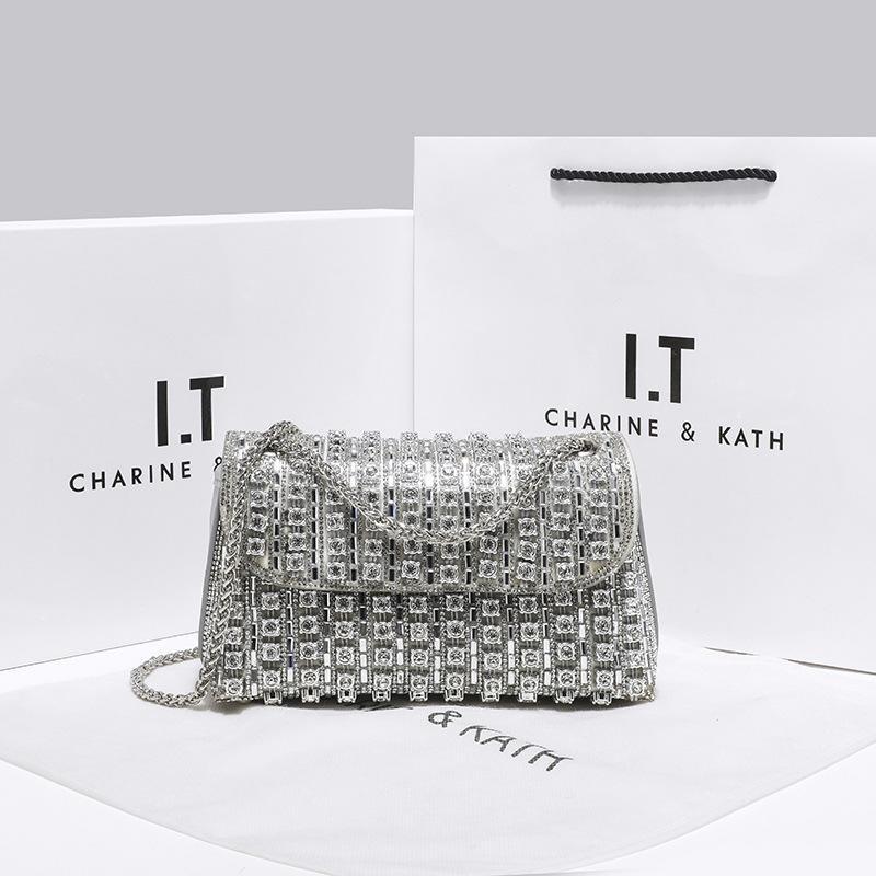 Xiaoxiang Feng Shui Diamond Chain Small Square Bag Women's New High End Diamond Studded Mobile Phone Bag Fashion Underarm Bag