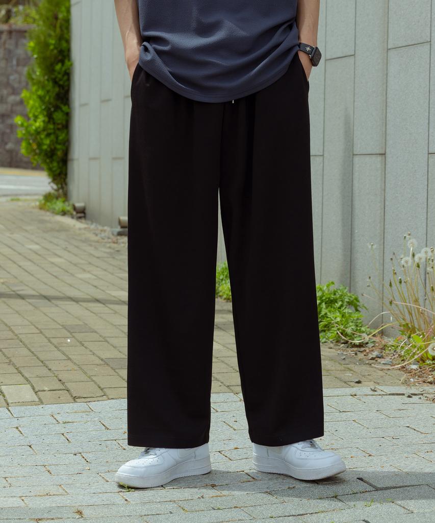 Keonsebbi Cheese Oversized Cooling Wrinkle-Free Pants Black