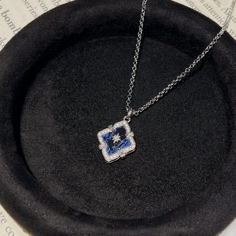 Italienisch Gebürstet Mittelgroß Buchi Klee Blau Peter Set Halskette Armband Vintage Hof Licht Luxusschmuck