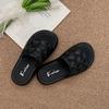 2025 new flat-bottomed thick-soled slippers for women's summer wear, fashionable and versatile, stepping on shit, soft-soled sandals for women, on