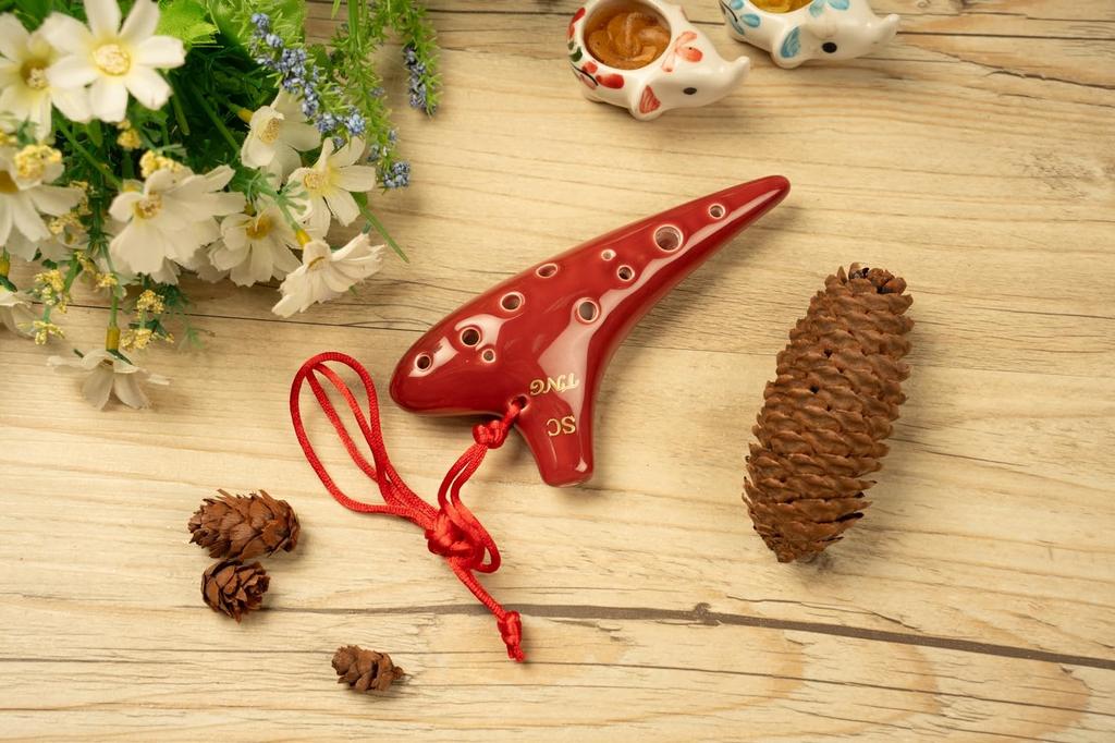 TNG Ocarina Musical Instrument Holes High Quality Single SC Ocarina Tube Playing Glazed Finish [12 / Soprano/C Key/Red] (with Strap)