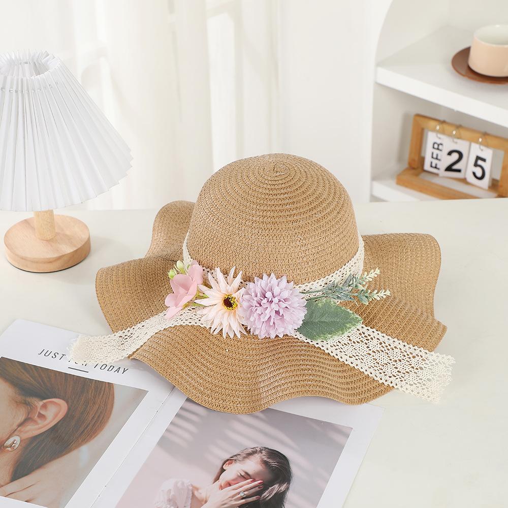 Early spring new beach travel sunscreen hat fashionable flower summer UV protection sunshade straw hat