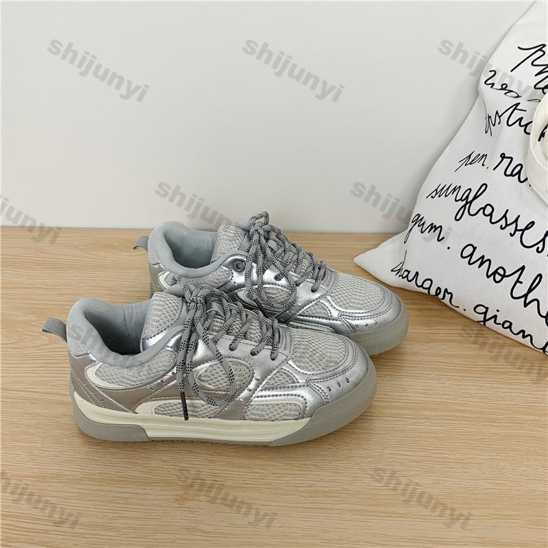 Fashion Women's Casual Flat Shoes 2025 Spring Summer Mesh Breathable Non Slip Sneakers Fashion Lace Up Comfortable Vulcanized Shoes