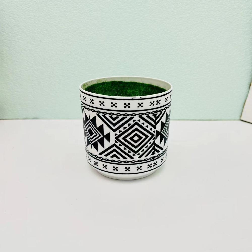 Plastic Round Durable Plant Container With Geometric Texture For Use Indoor