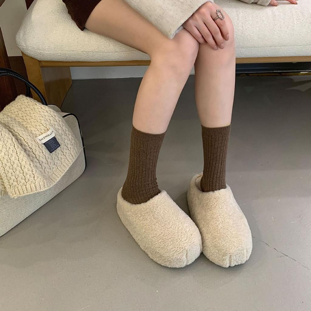 Thick-soled plush shoes slippers women's shoes wear 2025 new autumn and winter plush half-toboken shoes