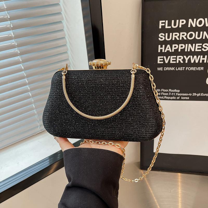Elegant Plush Evening Bag With Clutch Closure For Womens Night Out