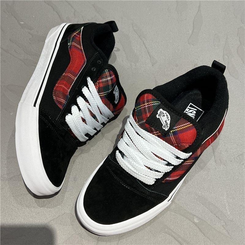 

Scottish striped new black fat bread shoes low heel retro versatile ethnic style men s and women s casual board shoes 35