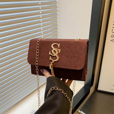 Simple Casual Small Square Bag 2025 Winter Retro Niche Fashion Messenger Bag Women's New Personality Trend Shoulder Bag