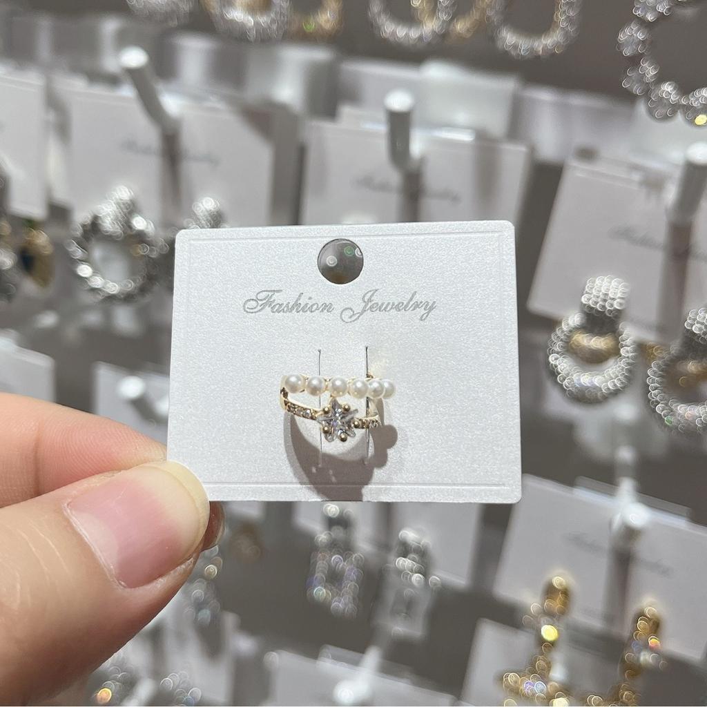 Small Niche Design with Sparkling Zirconium Stars, No Ear Holes, Ear Bone Clips, Women's Super Sparkling Temperament, Simple Ear Clip Earrings