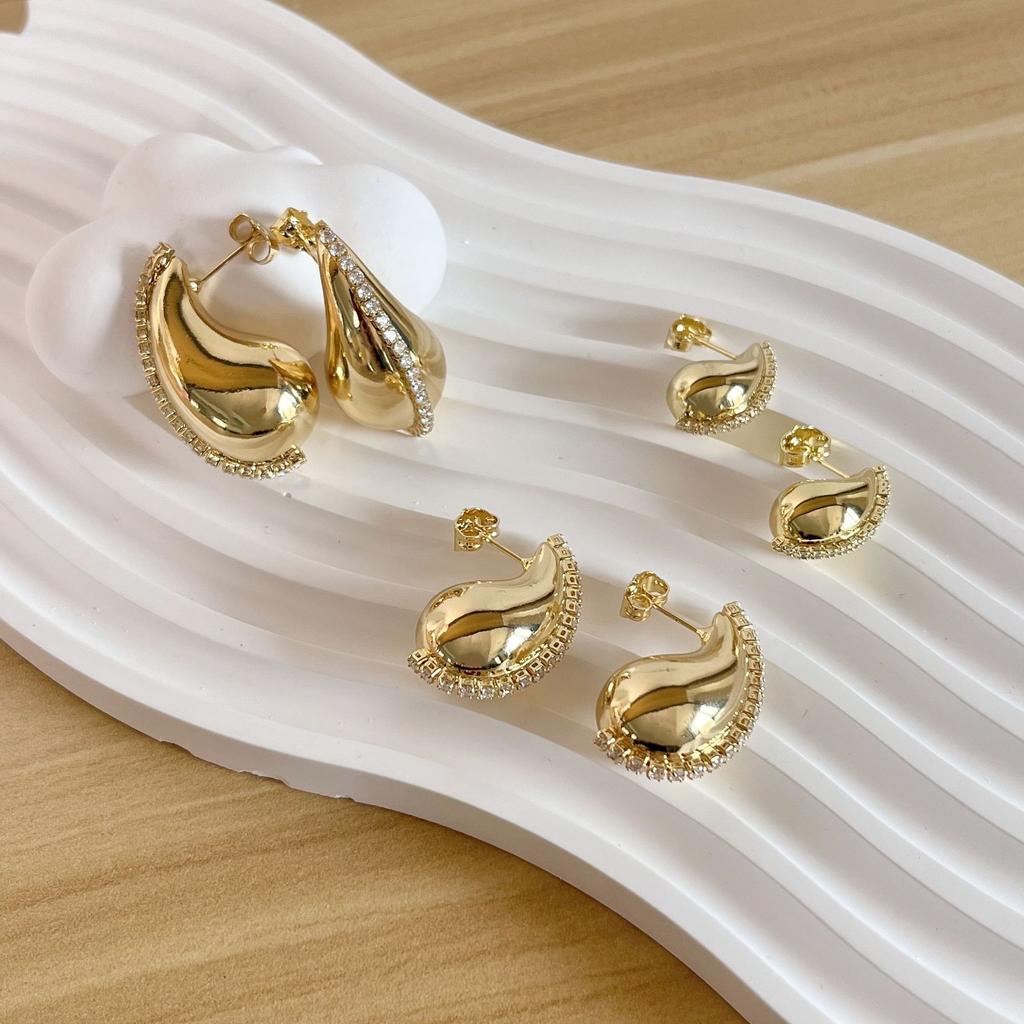 High-End Design Fat Water Drop Diamond Earrings Fashion Stud Earrings Jewelry Women