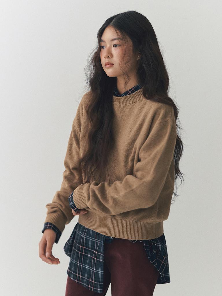 GANISONG Snug Round Knit Pullover_Camel