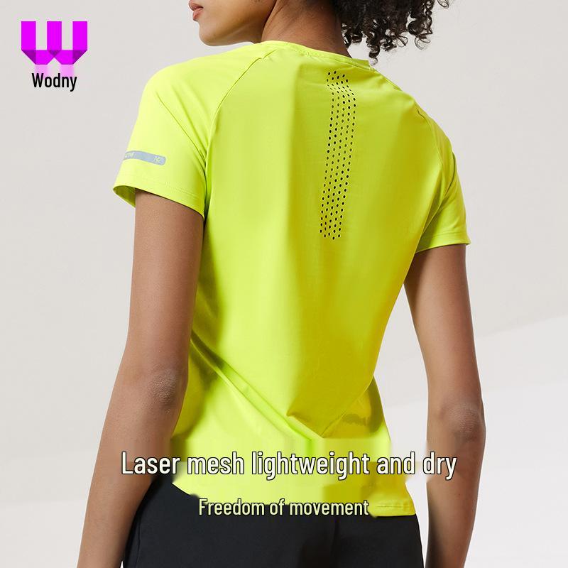 

Women s Quick-Dry Mesh Reflective Running T-Shirt – Nude, Elastic Fit S (80-95 lbs)