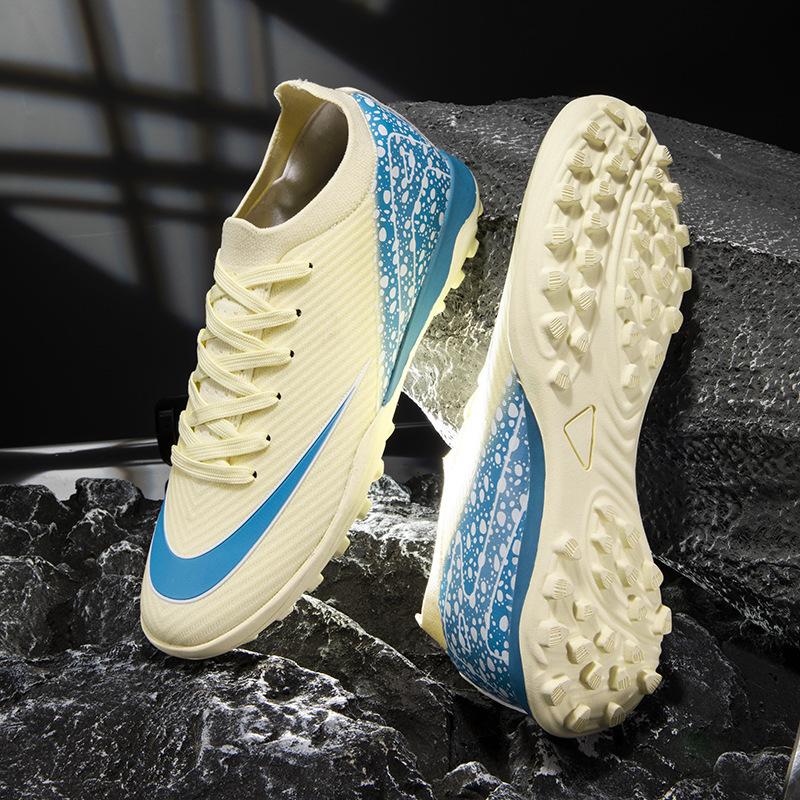 

Thorn 16 football shoes men s low-top artificial turf game AG long nail broken nail training sneakers 45