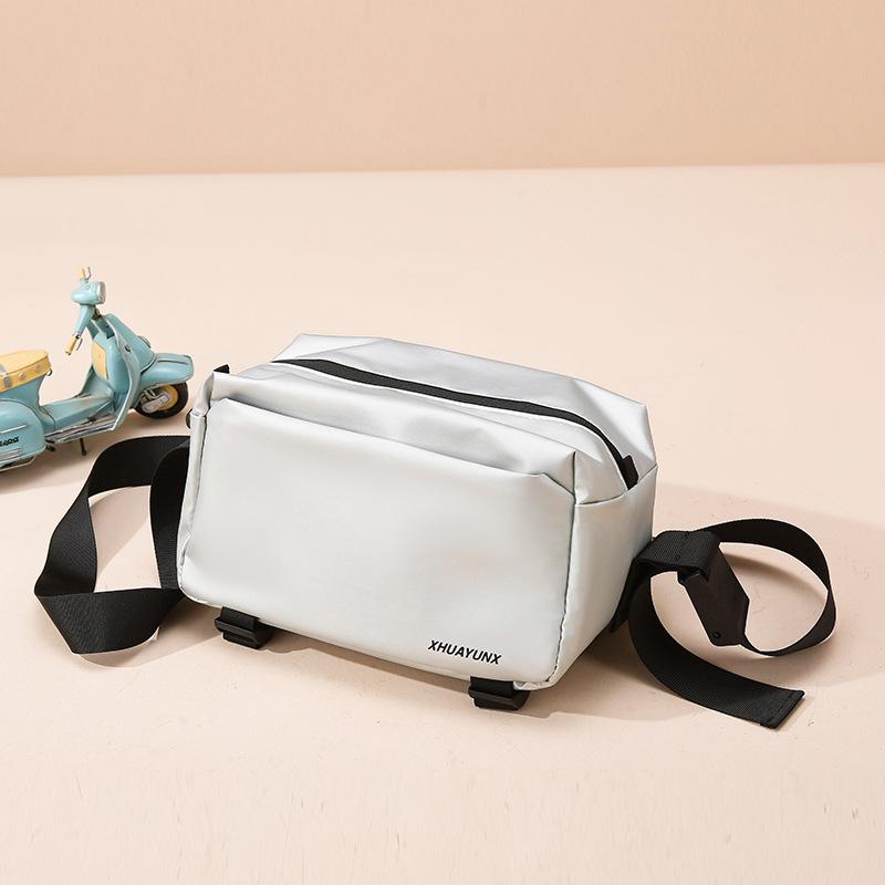 Casual Women's Bag Fashionable and Lightweight Shoulder Bag New Commuter Large-capacity Simple Sports Outdoor Men's Messenger Bag