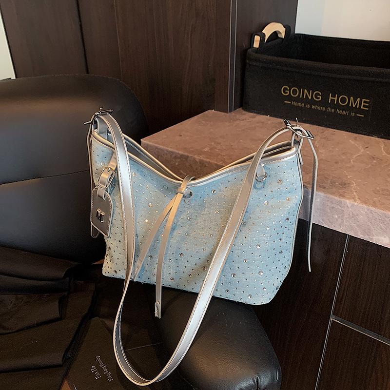 

Джинсовая сумка-тоут с горячими бриллиантами, простая модная, с высокой текстурой, большой вместимости, студенческий рюкзак серебряный