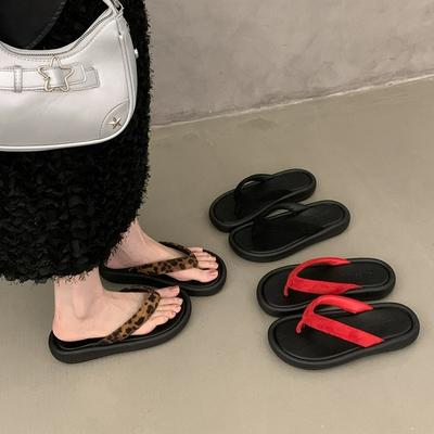 New Style of Thick-soled Women's Shoes Herd-shaped Beach Flat Slippers