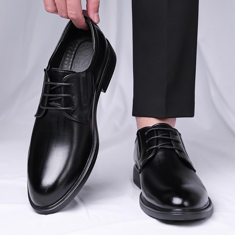 Fashion Black men's leather shoes Classic retro formal style Leisure Party Business Office Minimalist gentleman's shoes Hot selling