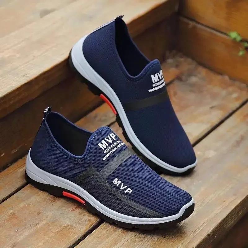 Fashion Summer Men Shoes Breathable Sneakers Mesh Lightweight Walking Shoes 2025 New Man Slip on Casual Shoe Men Loafers Tênis Masculino