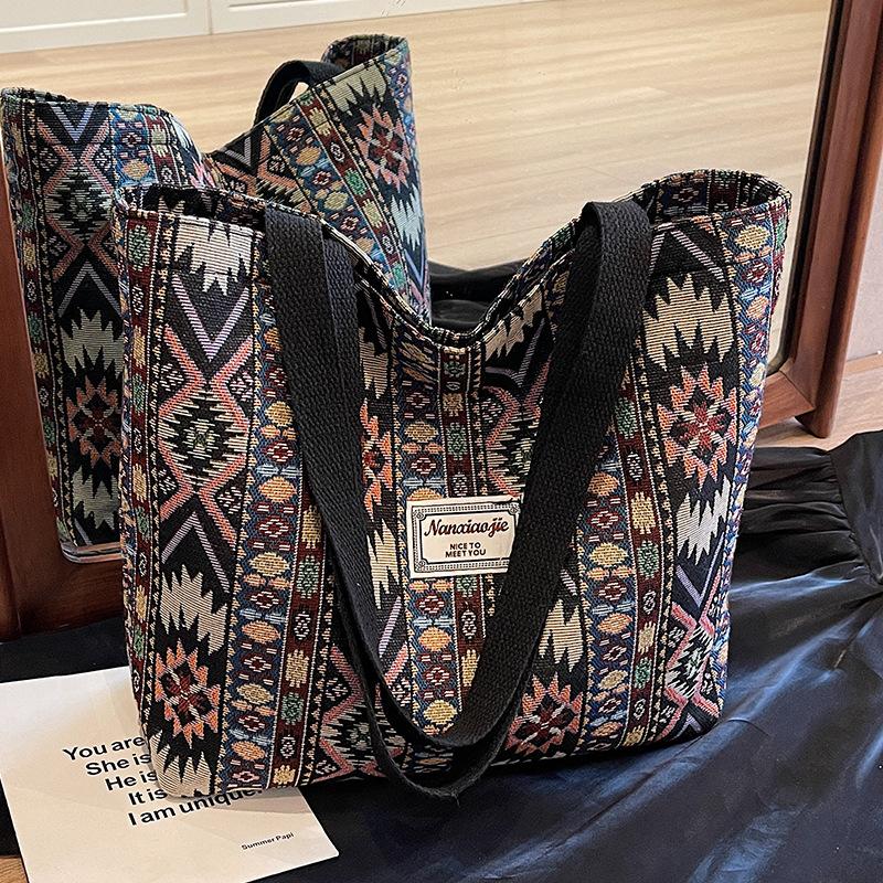 Large-capacity Ethnic-style Bag, Fashionable Tote Bag, Women's Niche Single-shoulder Handbag
