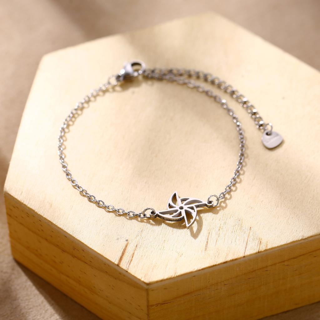 Geometric Animal Bracelet Featuring Dog Cat Owl And Dolphin Charms Minimalist Fashion Jewelry