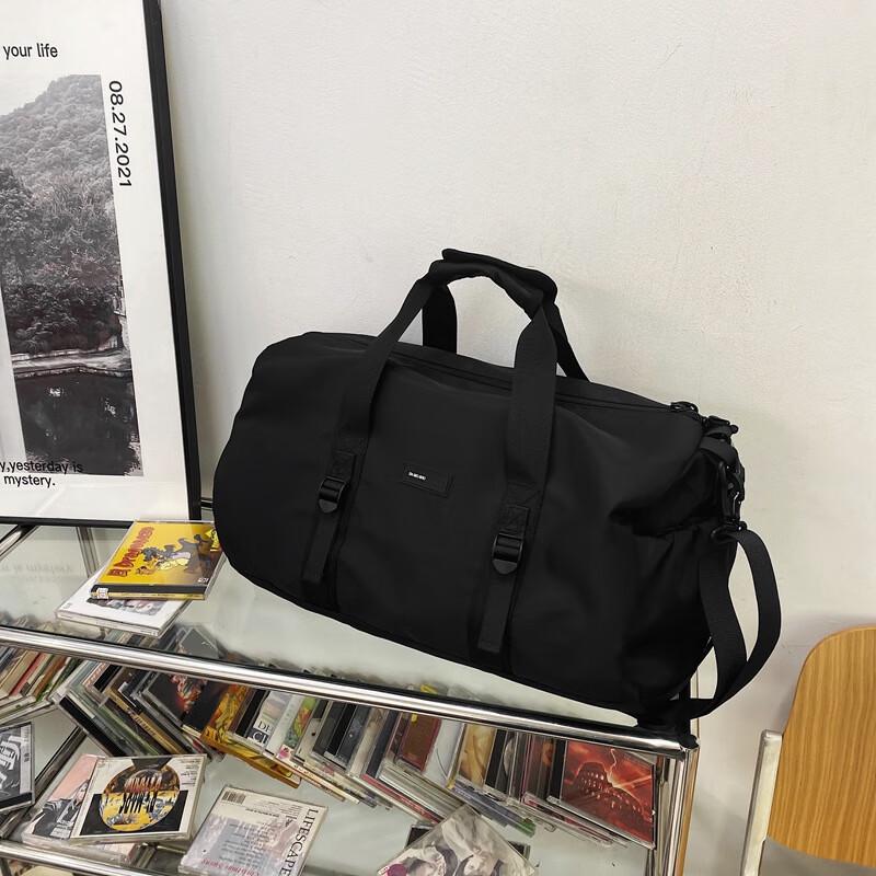 KANDEXS Large Capacity Sports & Travel Duffel Bag