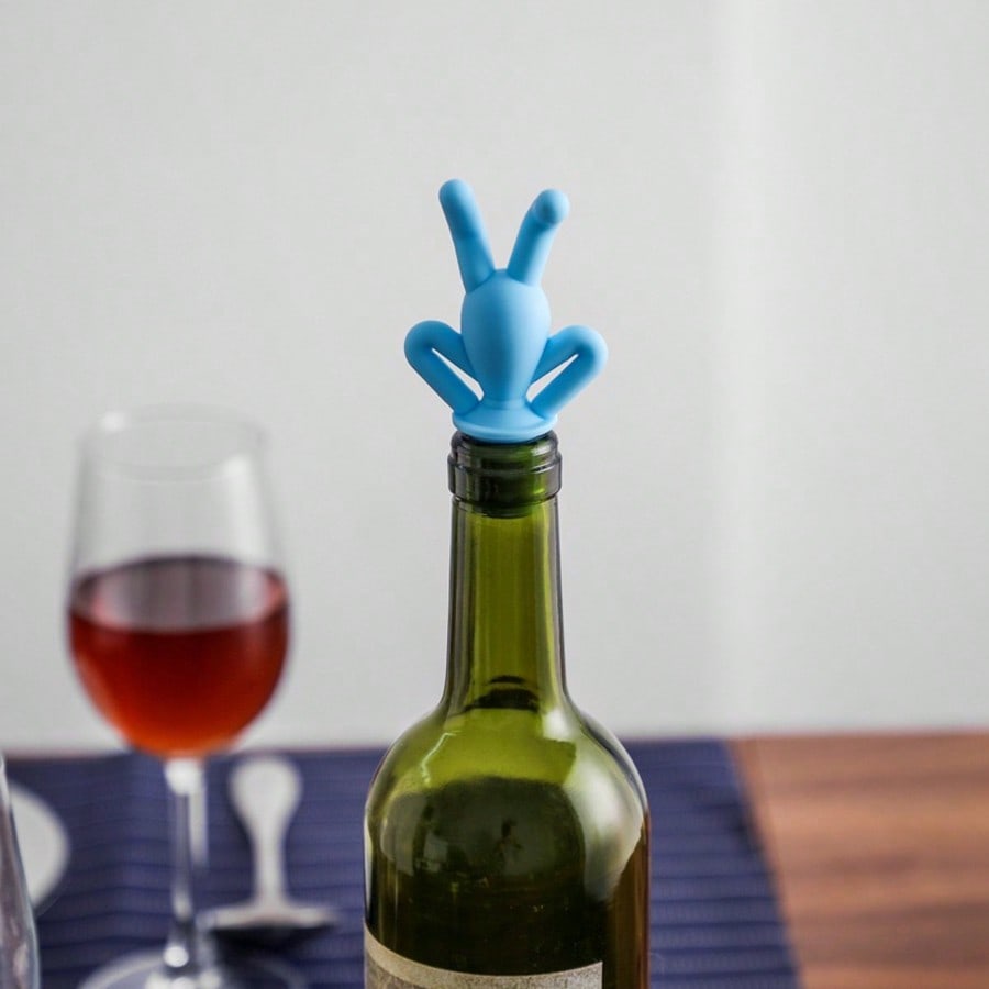1/2 Creative inverted silicone figurine shaped wine/champagne bottle stopper | Airtight fresh-keeping device can be inverted.