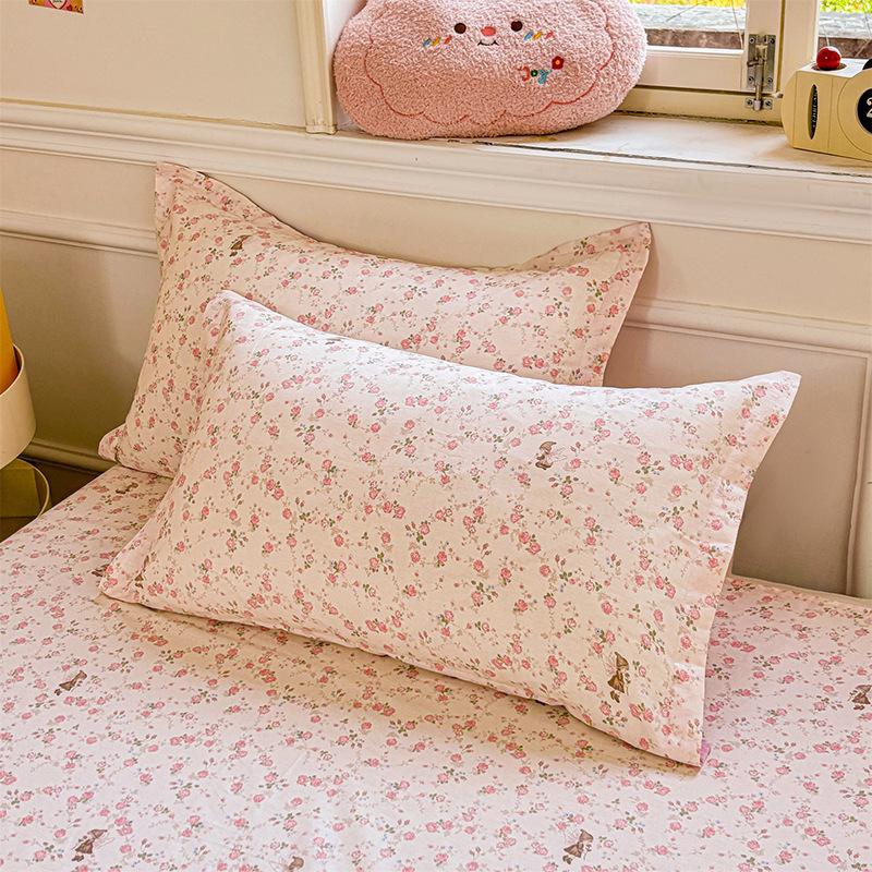 100% Cotton Floral Pillowcases Set of 2 Garden Floral Printed Pillow Cover with Envelope Closure Wrinkle Fade Resistant Hotel Quality Pillow Protector