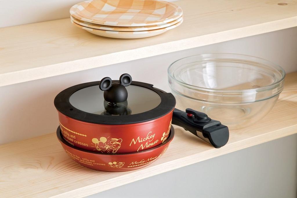 Skater Removable Handle Pot 20cm Frying Pan 20cm Glass Lid 20cm Handle 4 Piece Set Mickey Disney ANFP2