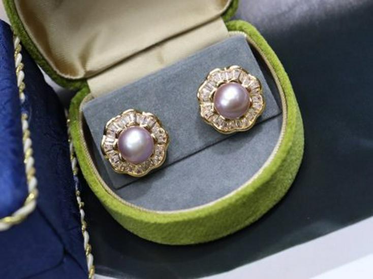 Korean Style 18K Gold-Plated Freshwater Pearl Stud Earrings with Cubic Zirconia, 8-9mm, Versatile Fashion Accessory.