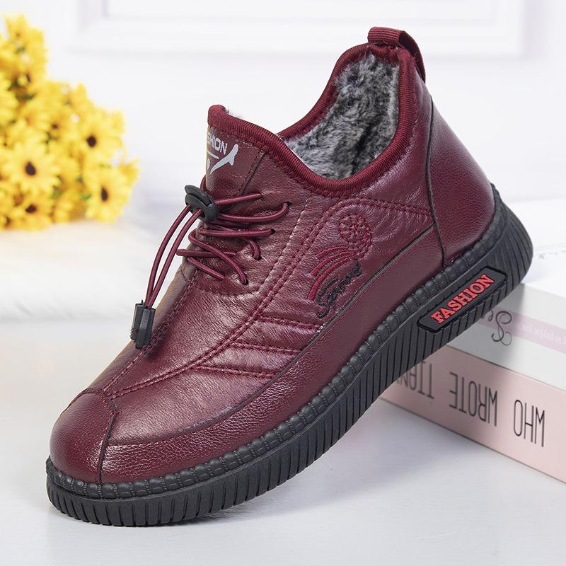 Old Beijing cloth shoes cotton shoes women's winter warm and velvet middle-aged mother shoes thickened waterproof and warm grandma cotton shoes