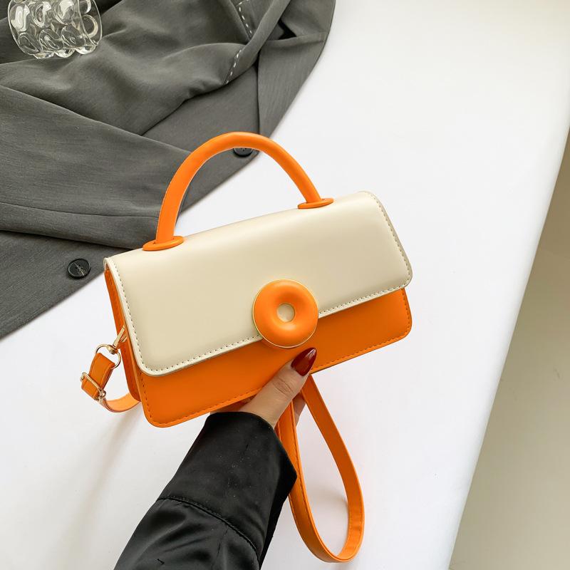 Spring and summer new casual small square bag niche design portable small bag female beautiful commuter shoulder bag