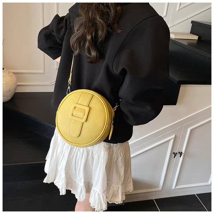Korean Simple Commuting Small Round Bag Fashionable All-matching Shoulder Sports Casual Cross-body 18x6.5x18