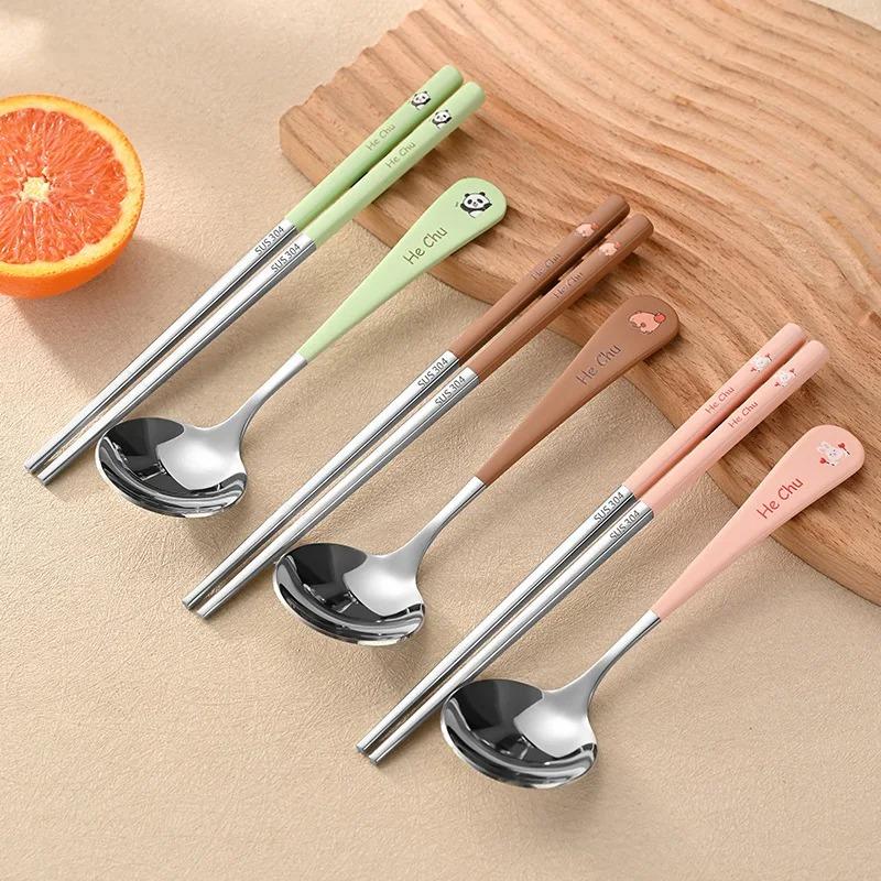 1Pcs Portable Cutlery Set Stainless Steel Cute Cartoon Animal Pattern Handle Spoon Chopstick with Box Travel Student Dinnerware Set