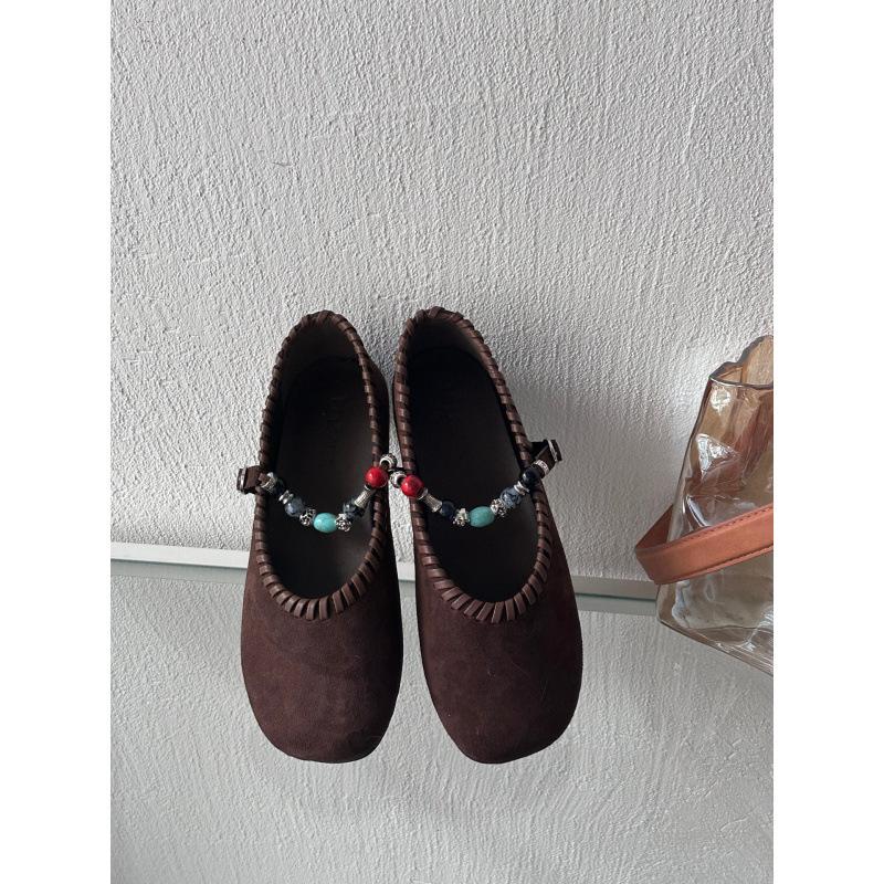 

French retro beaded bohemian 2025 autumn new light mouth one-word buckle Mary Jane flat single shoes women 39 темно-коричневого