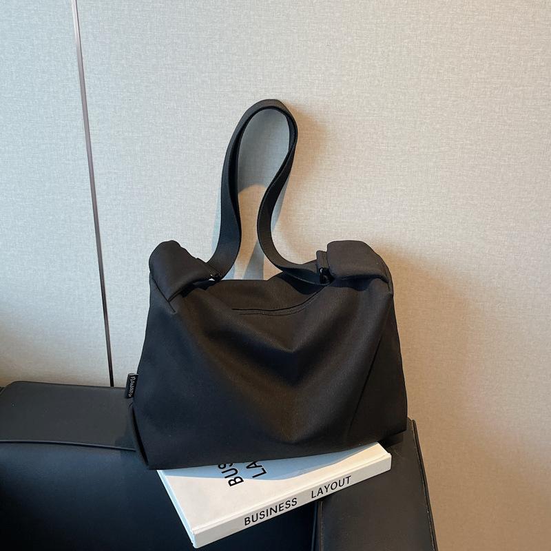 

Crossbody One Shoulder Sports Crossbody Bag Women S Leisure Bag Student Large Capacity Simple Fitness Travel Bag Large Bag чорний