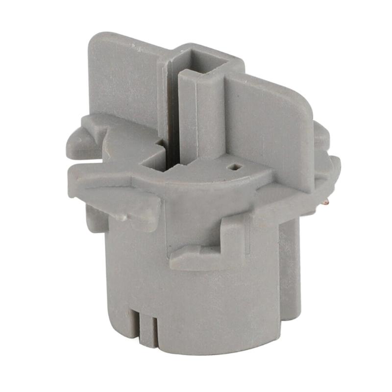 

Патрон лампы заднего левого или правого фонаря, пластиковый 90075-60033