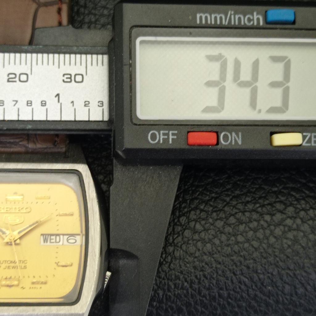 VINTAGE SEIKO 5 AUTOMATIC 7009A JAPAN MENS ORIGINAL DIAL WATCH A702381-5 R124-a702381