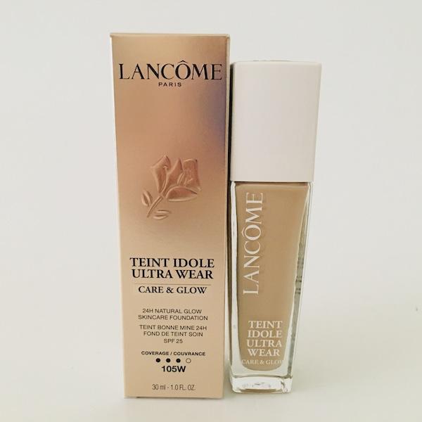 Тональная основа Lancome Teint Idole Ultra Wear Care & Glow 105W 30мл