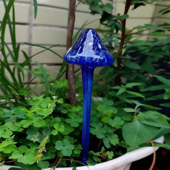 Large Self Watering Glass Mushroom Plant Watering Device UV Resistant Automatic Flower Waterer Plant Watering Tool